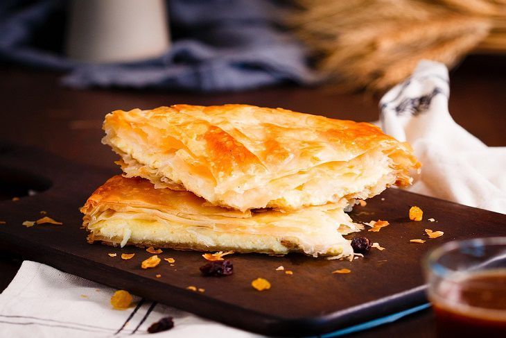 Удивите всех на Пасху. Готовим немыслимо вкусную и сочную плацинду