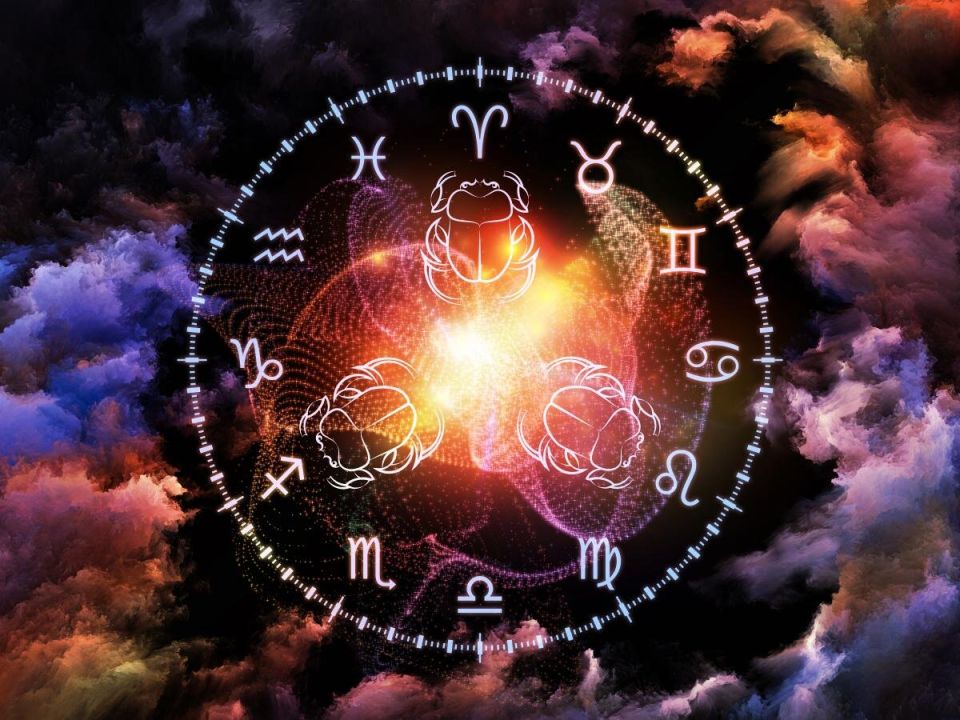   3 :      