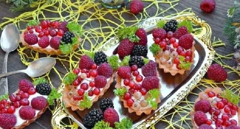 Тарталетки с ягодами: легкий и изысканный десерт для любого повода