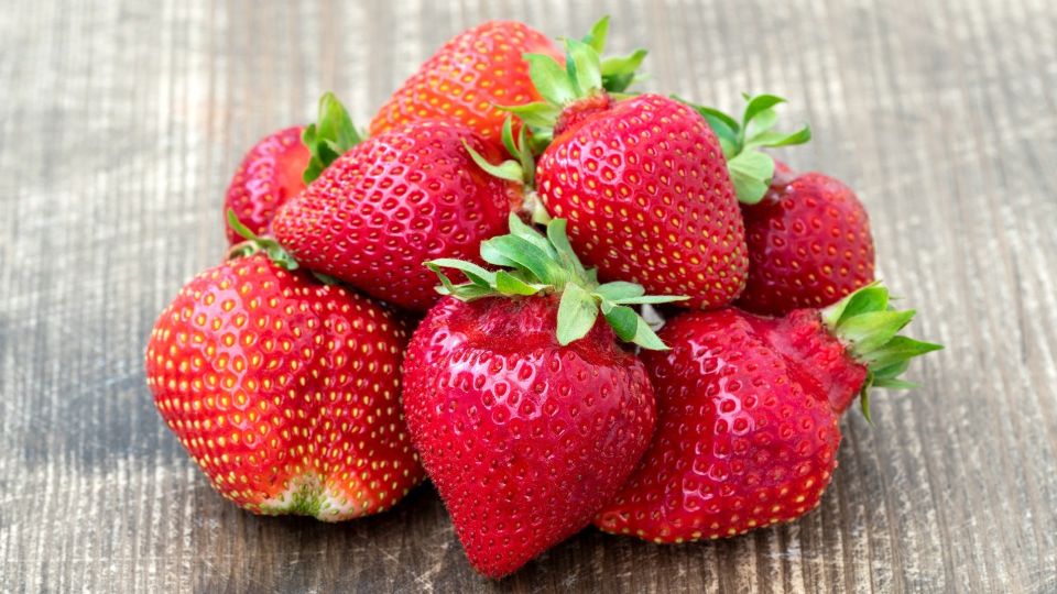 Замораживайте клубнику только так: домашние будут в восторге