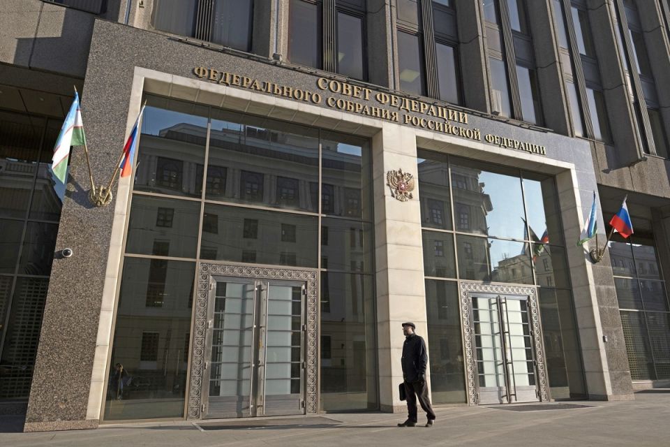 Новые законы о защите труда: Гарантии для работников и молодёжи