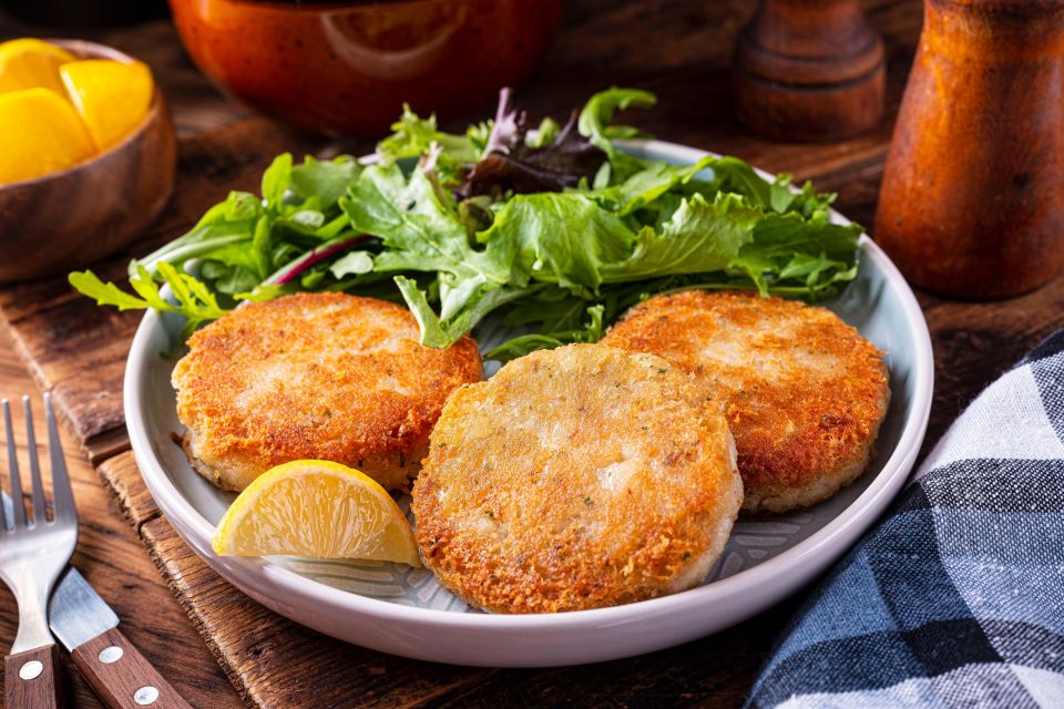 Рыбные котлеты никогда не будут сухими: поможет один ингредиент