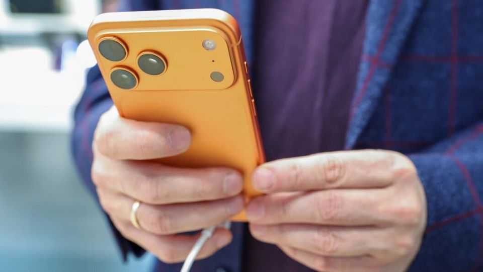 Как Apple нашла неожиданное решение проблемы царапин на iPhone 17 Pro