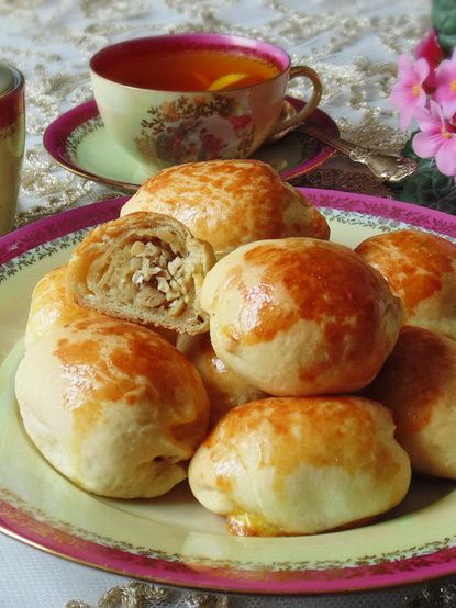 Пирожки с курицей и яйцом: быстро и просто для всей семьи