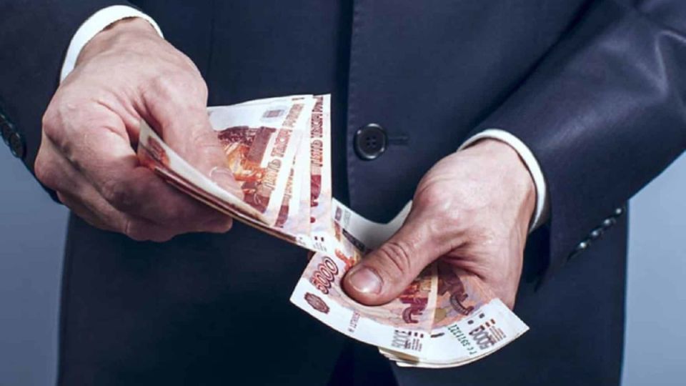 Микрофинансовая революция: сколько стоит займы в Webbankir и какие риски скрыты под удобством?