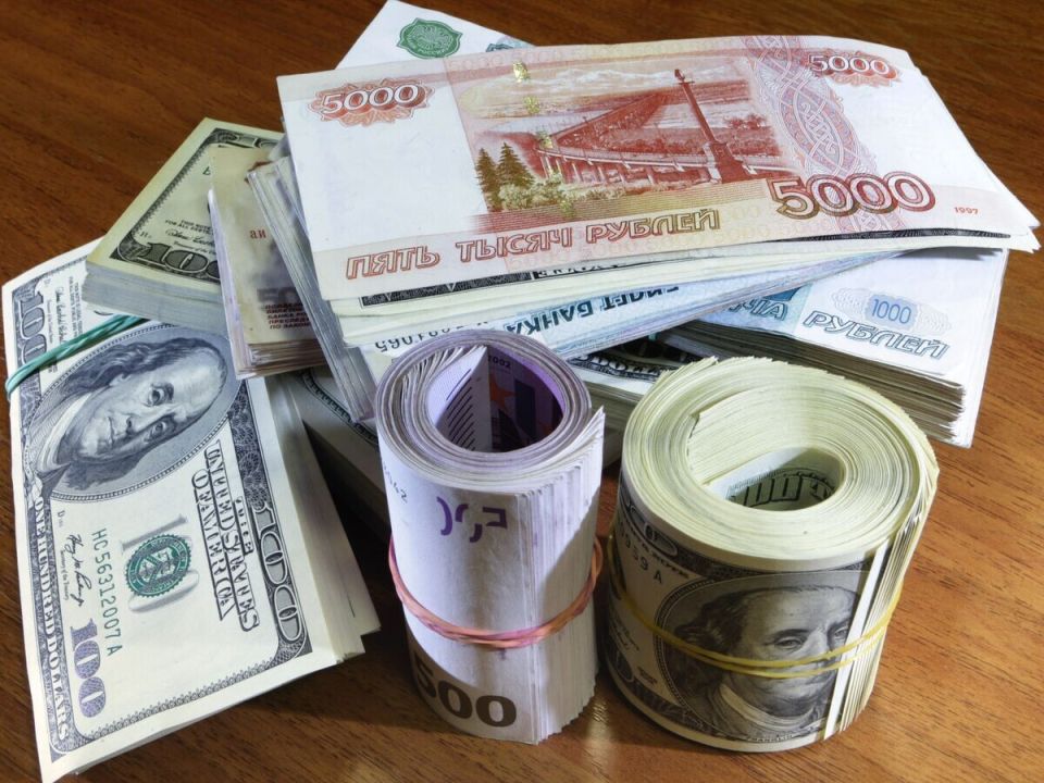 Эксперт: Как правильно хранить сбережения в 2025 году?