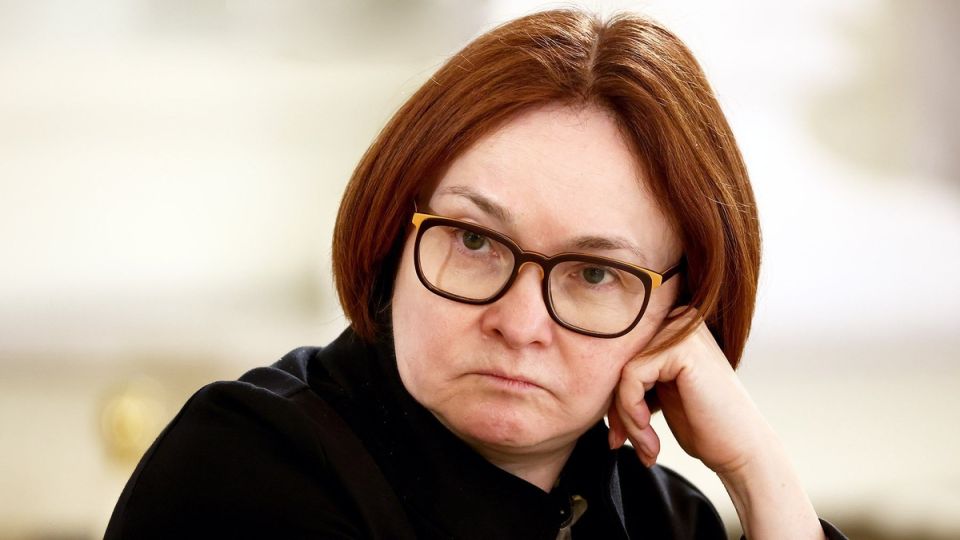 Замороженные счета: Как банки России лишают граждан доступа к деньгам