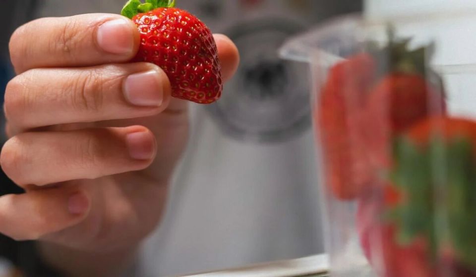 Секреты свежести: как сохранить клубнику до двух недель
