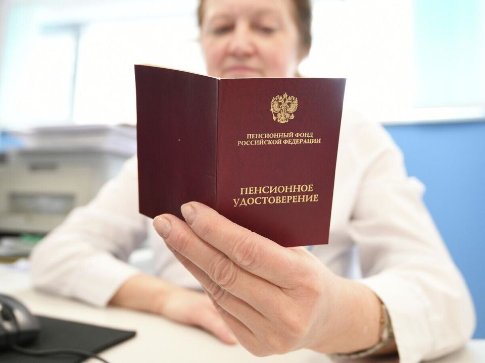 Как стать ближе к пенсии: возможности покупки стажа и баллов