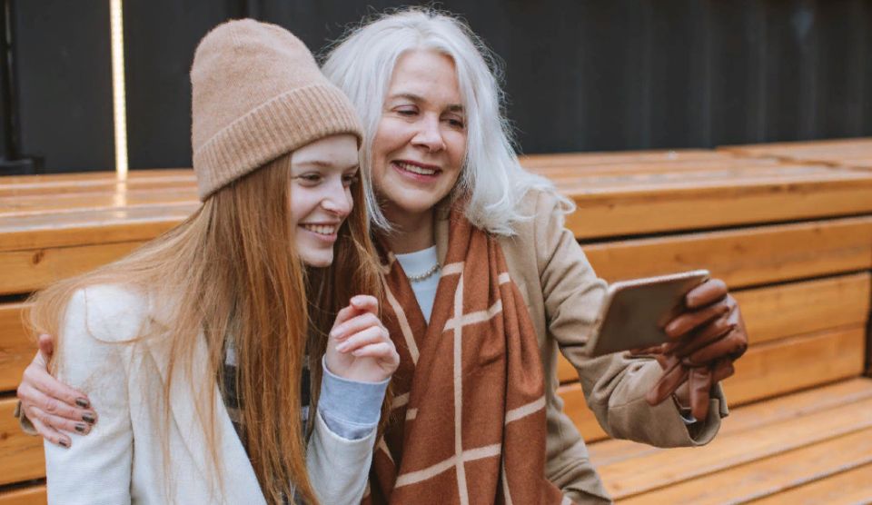 Как общаться с пожилыми родителями и не сойти с ума от капризов: совет психолога