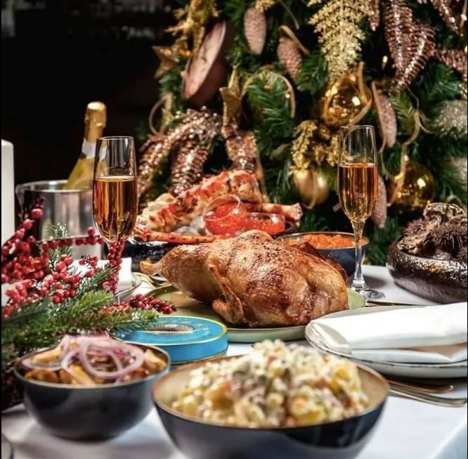 Новогодний стол: почему богатство застолья становится мерилом достатка?