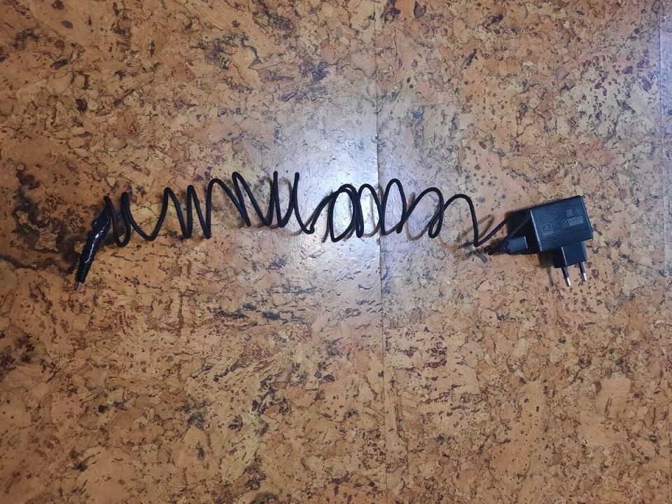 Как избежать запутывания кабелей: творческий подход к хранению