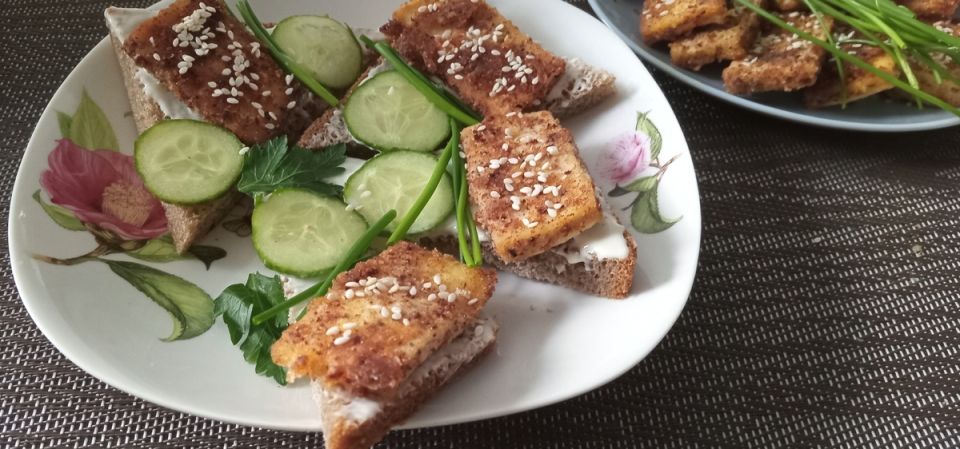 Нежные бутерброды с жареным тофу: простой рецепт для вкусного перекуса
