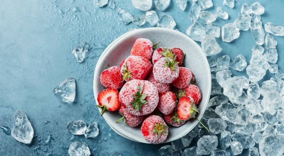 Секреты сохранения клубники в домашних условиях