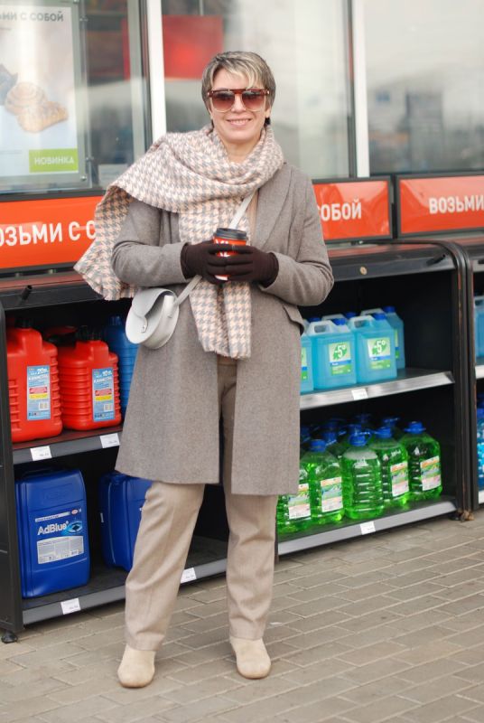 Как элегантно одеться после 50: советы Эвелины Хромченко