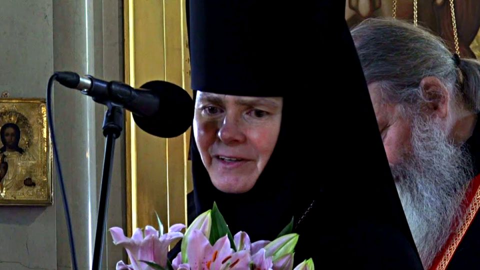 Современные реформы игуменьи Ксении: Как они могут изменить жизнь россиян