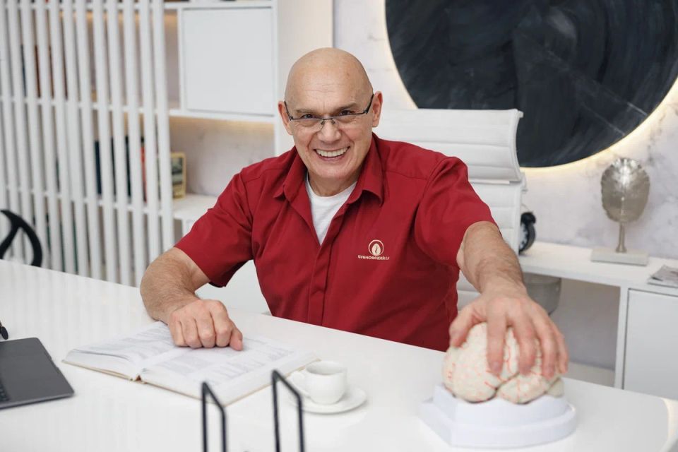 Как вернуть молодость: простые упражнения для активизации эндокринной системы после 60