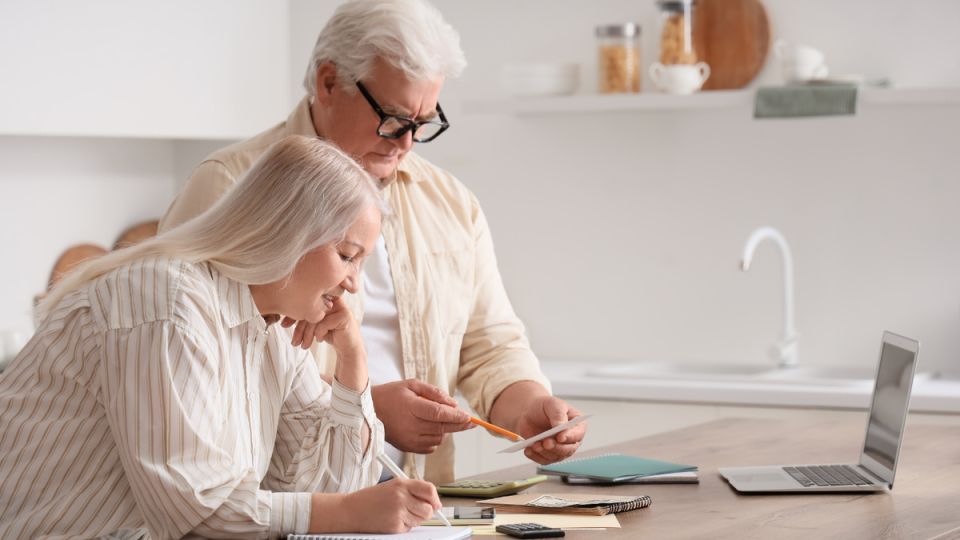 Как списать многолетние долги по ЖКУ: правда или миф?