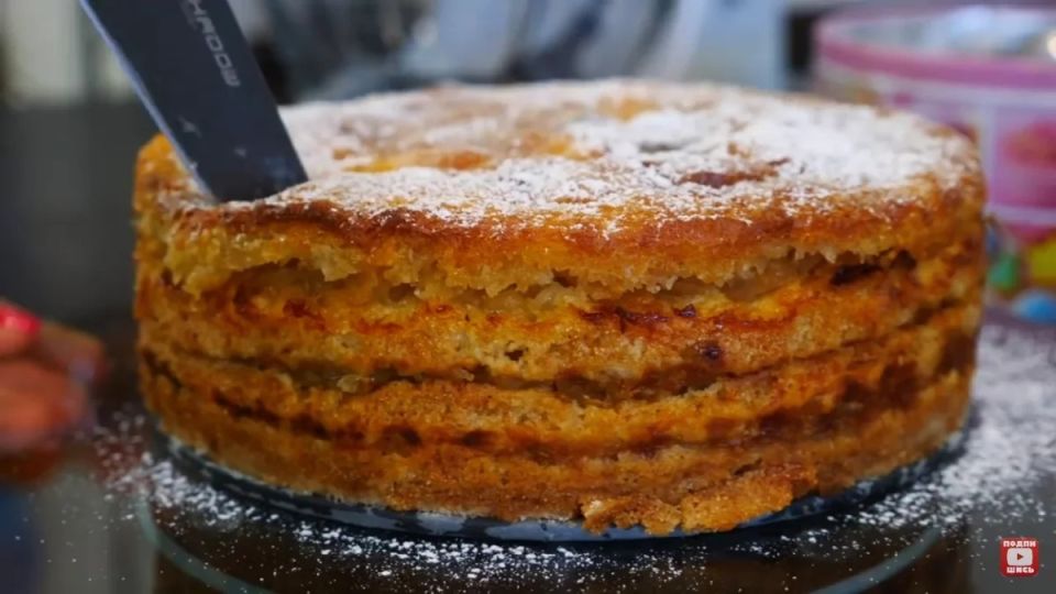 Легкость и вкус: идеальный яблочный пирог, который покорит ваше сердце