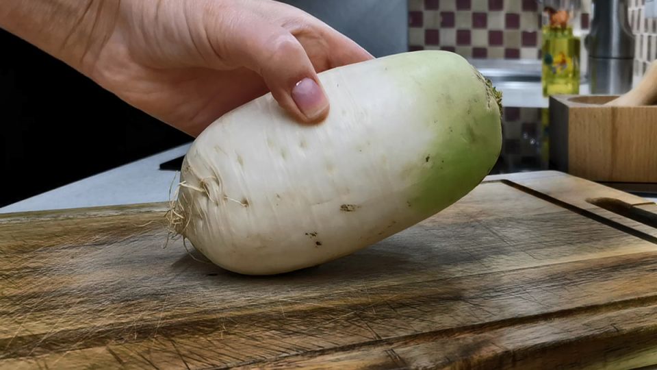 Салат «Фудзи»: секрет японского блюда, которое покорит ваше сердце