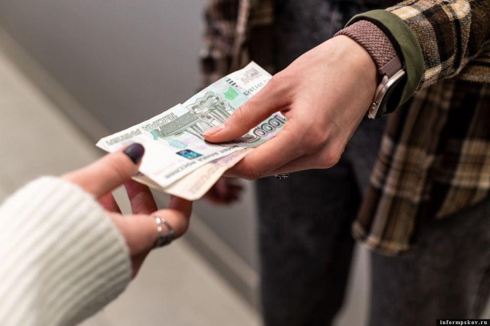 Как пенсионеры могут получить доплаты за иждивенцев до конца года