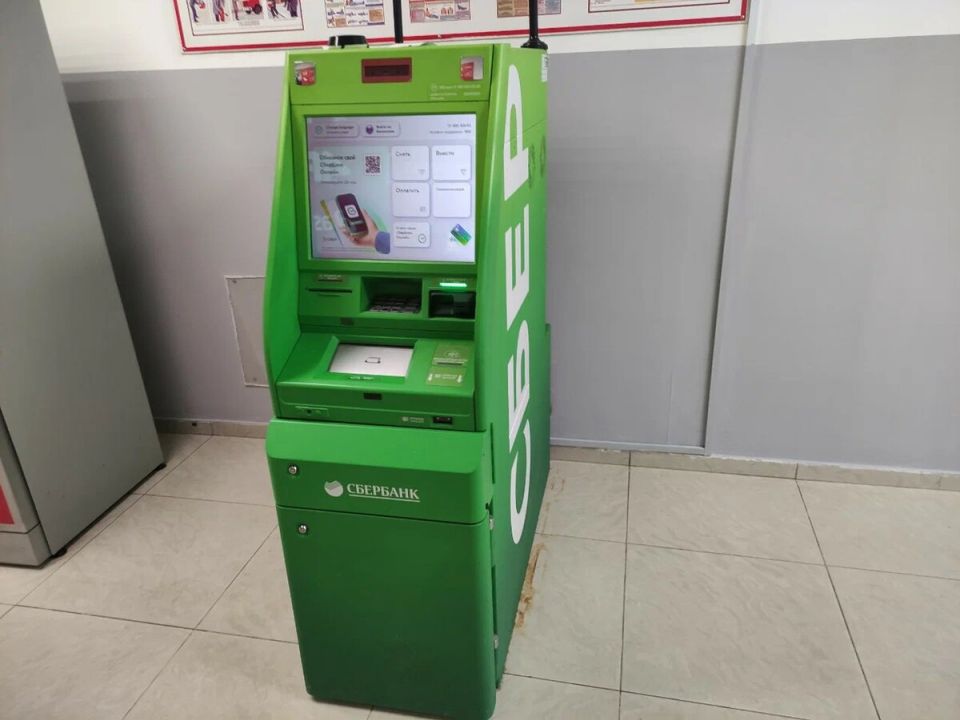 Сокращение банкоматов: как новые технологии меняют финансовый ландшафт