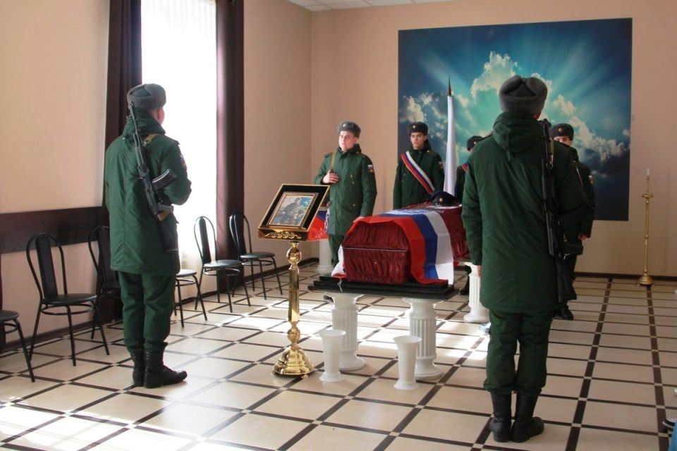 Споры о выплатах: как деньги за погибшего сына разделили семью