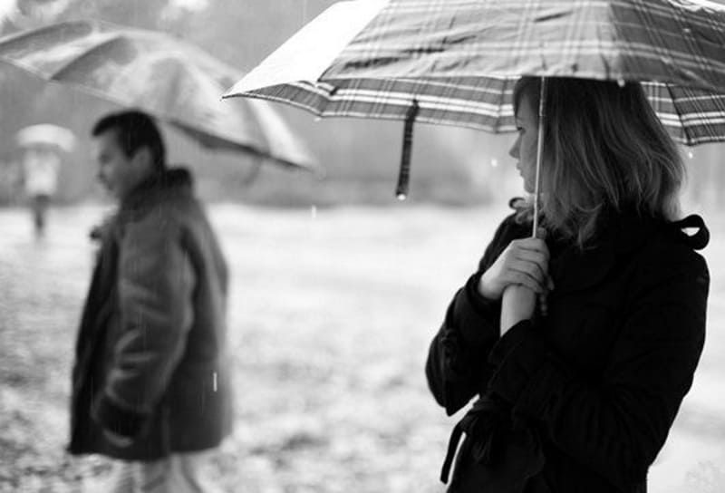 Почему мужчины возвращаются к своим бывшим: взгляд на вечный вопрос