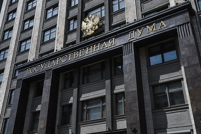 Штрафы за некачественные ответы: Госдума вводит новые меры для чиновников