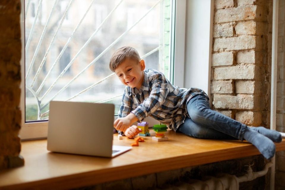 Возрастные ограничения в социальных сетях: новое слово или старая проблема?