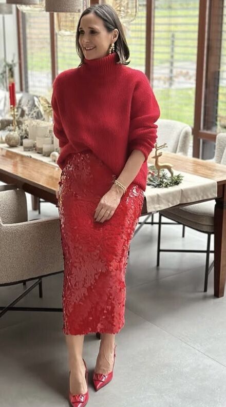 Праздничная юбка: как выбрать идеальный стиль для новогоднего наряда