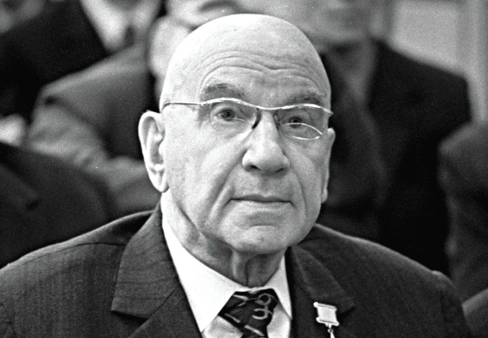 Как утренние привычки могут остановить время: метод Микулина