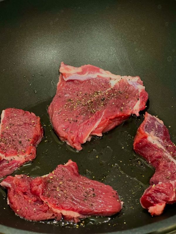 10 неожиданных привычек, которые могут навредить вашим суставам после 60 лет