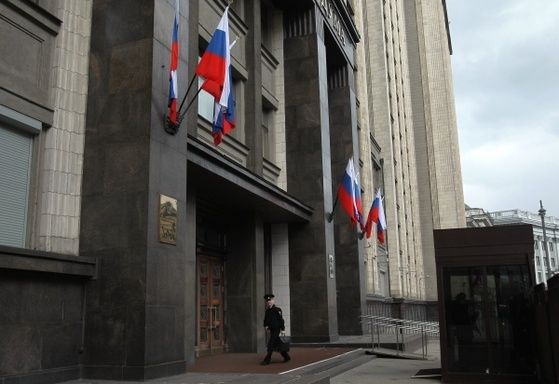 Новые меры против правонарушителей: Госдума разрабатывает ограничения для укрывающихся за границей