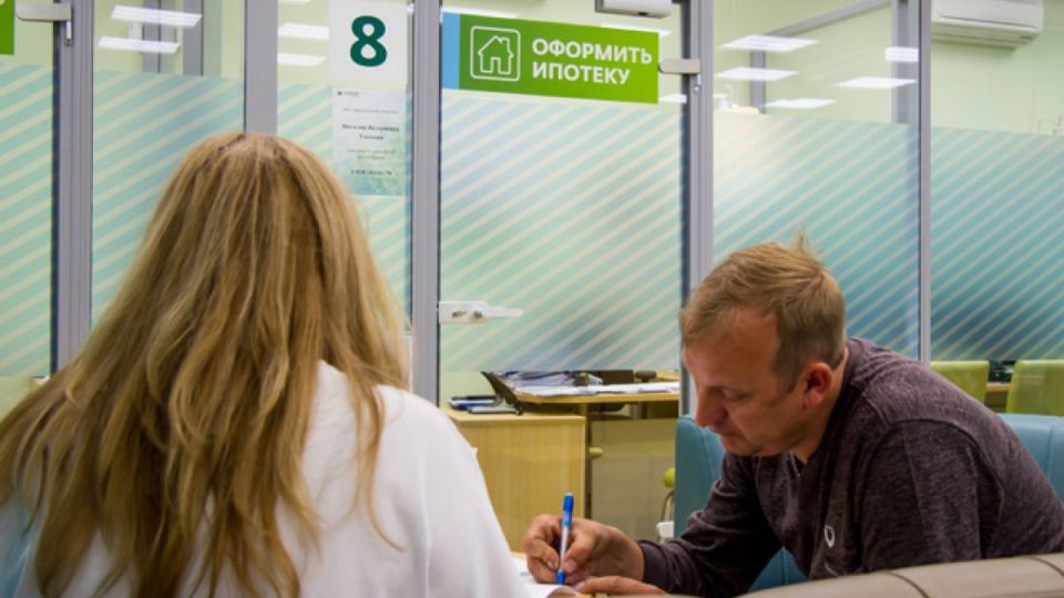 Как банки извлекают прибыль из простых граждан: Тайны финансового бизнеса