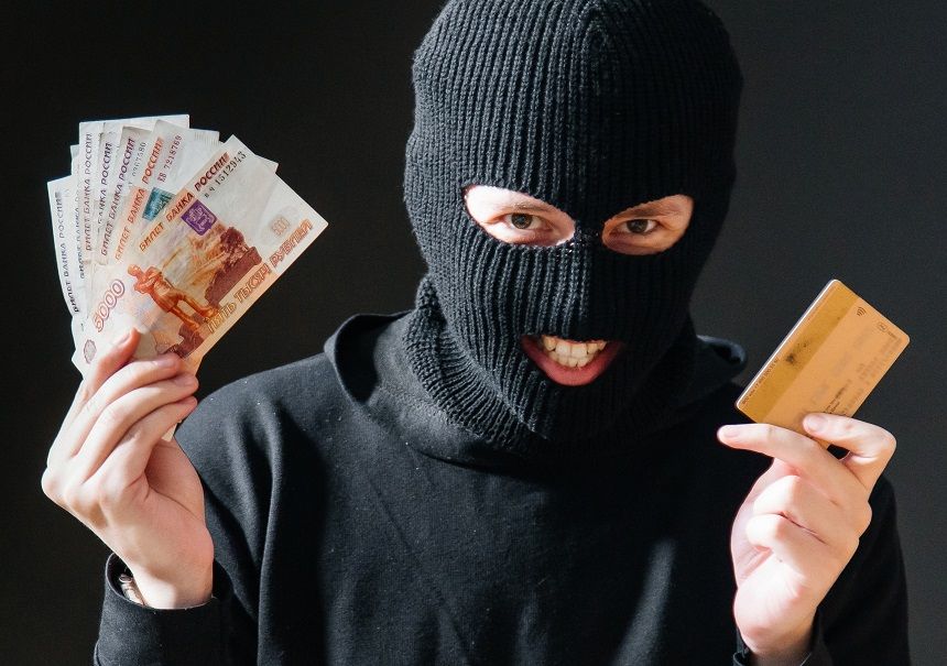 Как действовать, если мошенники оформили кредит на ваше имя?