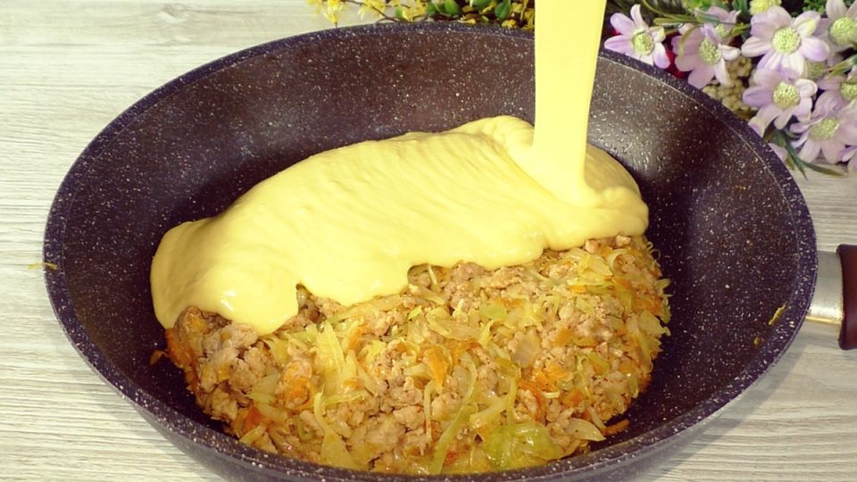 Легкий заливной пирог с капустой и фаршем: новые горизонты домашней выпечки