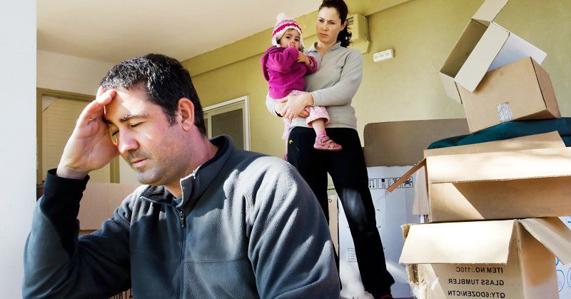 Почему бывший супруг не может быть выселен из приватизированной квартиры: основные юридические аспекты