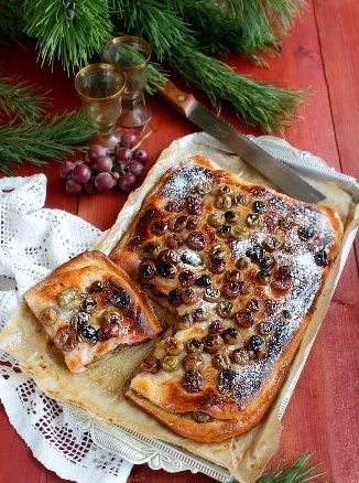 Тосканский пирог с виноградом