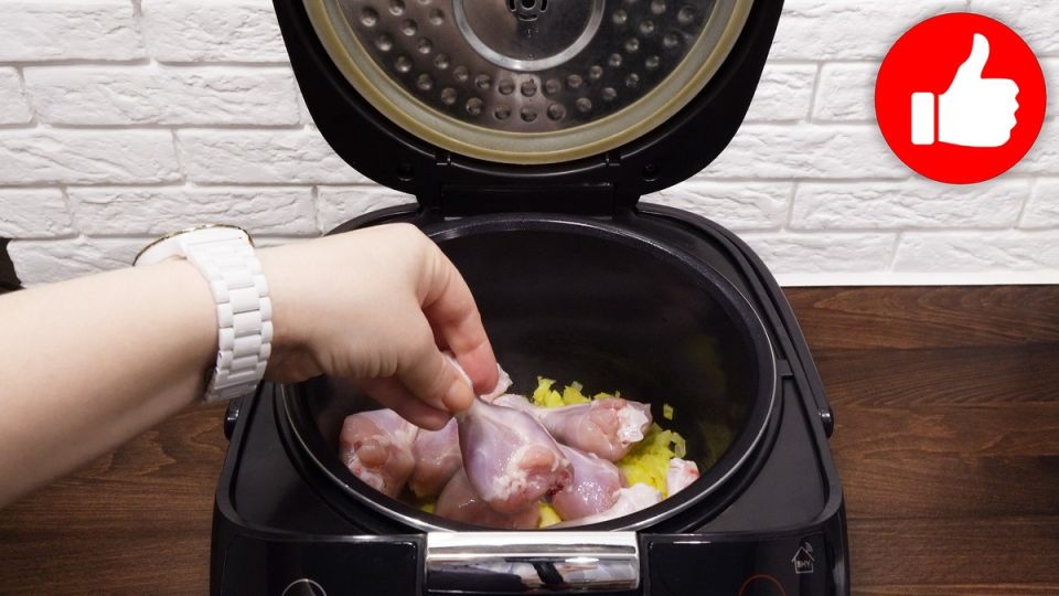 Курица в ароматном соусе: легкий рецепт для мультиварки