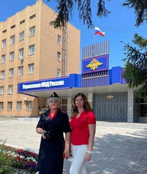 Сегодня в профессиональный праздник доброго утра желают сотрудницы пресс-службы Управления МВД России по городу Тольятти