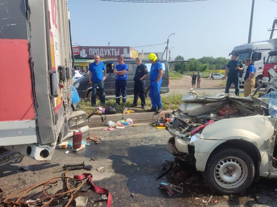 521 Прокуратура Сызранского района проводит проверку в связи дорожно-транспортным происшествием с участием двух грузовых и трех легковых автомобилей