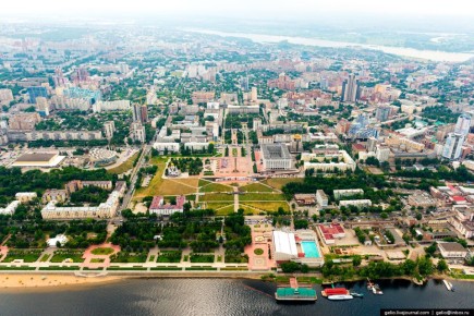 Гособвинение попросило приговорить бывшего начальника службы утилизации Главного автобронетанкового управления (ГАБТУ) Минобороны полковника Илью Тимофеева к десяти годам лишения свободы в колонии строгого режима, а также...