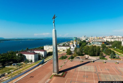 Прокурор попросил приговорить бывшего начальника службы утилизации Главного автобронетанкового управления Минобороны России полковника Илью Тимофеева к 10 годам колонии, передает корреспондент «Ъ»