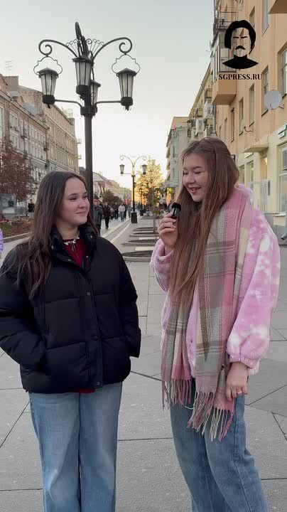   !.        :     ,    ?     