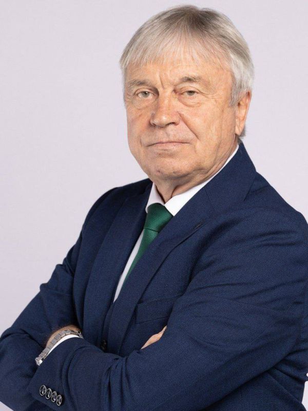    75!.         ,    ,   ,       