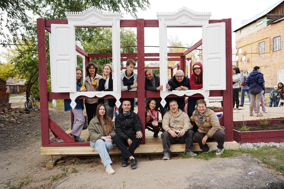 Калину и сирень высадили участники Праздника урожая в Самаре