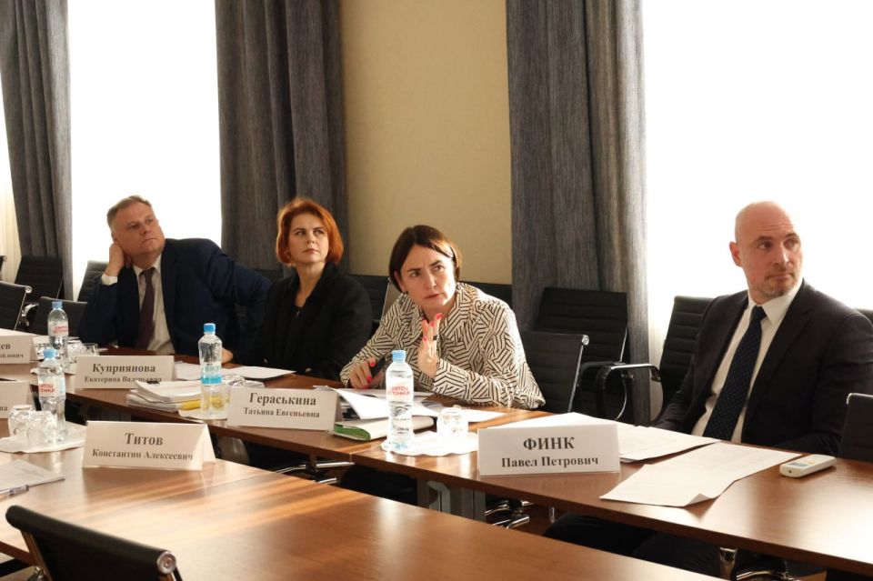 Определили победителей конкурса грантов для социальных проектов СОНКО на заседании профильной комиссии