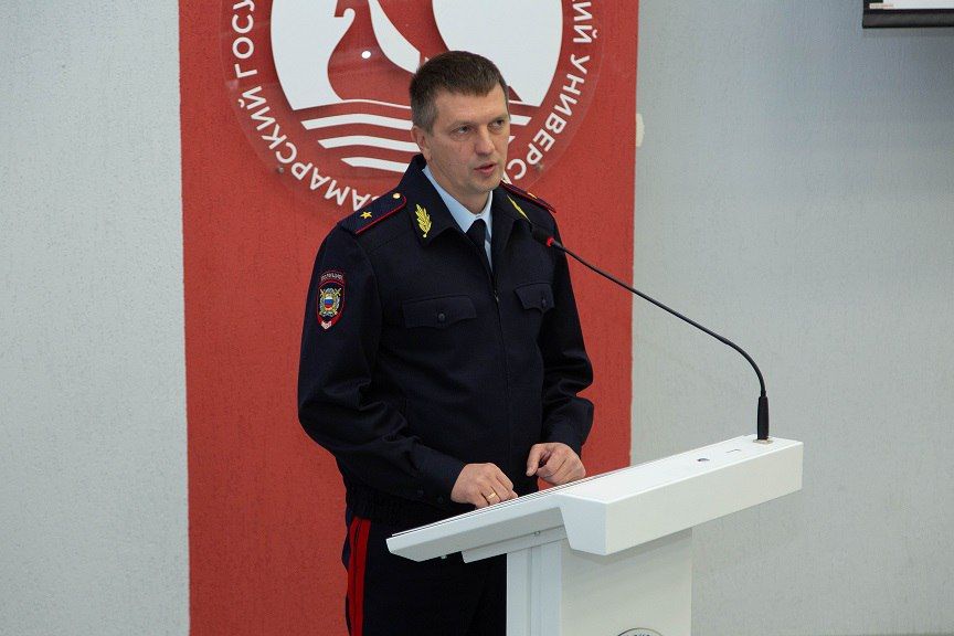 Руководство ГУ МВД России по Самарской области приняло участие в открытии второго ежегодного образовательного интенсива «Российская государственность»