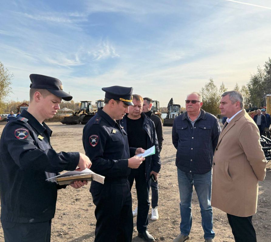 10 октября 2025 года в Новокуйбышевске проверена готовность спецтехники к зиме